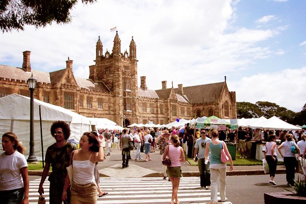 Vẻ đẹp của khu vườn cổ trong khuôn viên Đại học Sydney