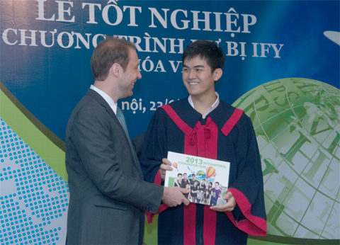Bước tiếp giấc mơ đại học với chương trình IFY Bước tiếp giấc mơ đại học với chương trình IFY
