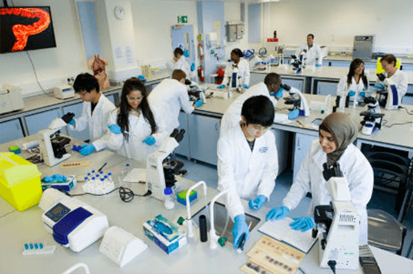 điều chưa biết về giáo dục Đại học tại Anh  điều chưa biết về giáo dục Đại học tại Anh