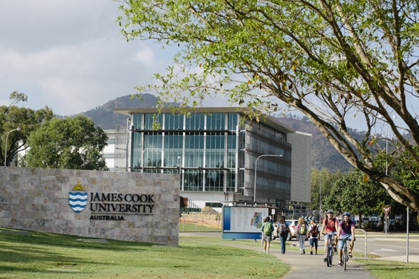 Đại học James Cook Brisbane Top 10 trường đại học có chi phí thấp và chất lượng tốt ở Úc