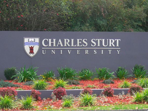 Đại học Charles Sturt Top 10 trường đại học có chi phí thấp và chất lượng tốt ở Úc