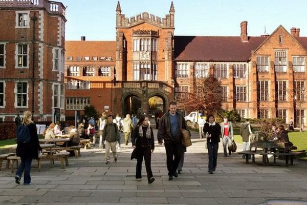 Các trường đại học ngành truyền thông nổi tiếng nhất nước Anh Các trường đại học ngành truyền thông nổi tiếng nhất nước Anh 1