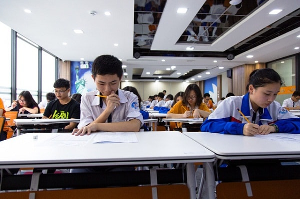 Cần đọc thật kĩ đề trước khi làm bài