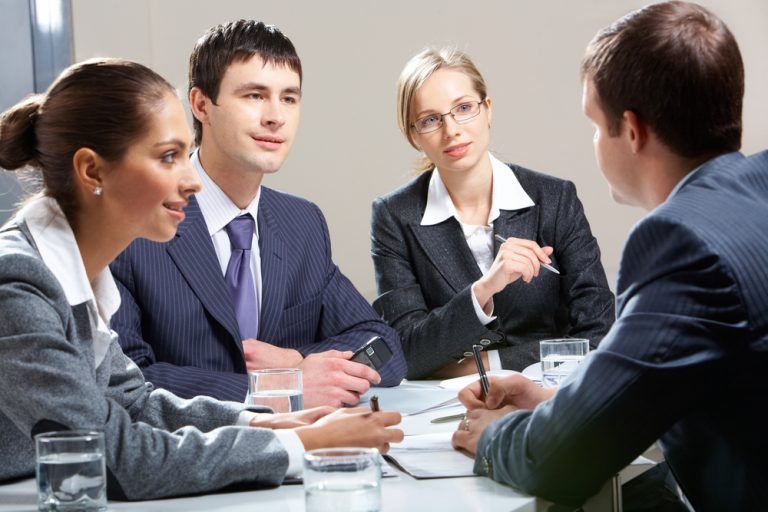 Học khối D ngành quản trị kinh doanh dễ xin việc Học khối D ngành quản trị kinh doanh dễ xin việc