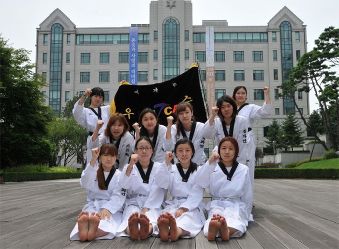 Tham gia một câu lạc bộ phù hợp với bản thân Hoạt động ngoại khóa là điều cần thiết