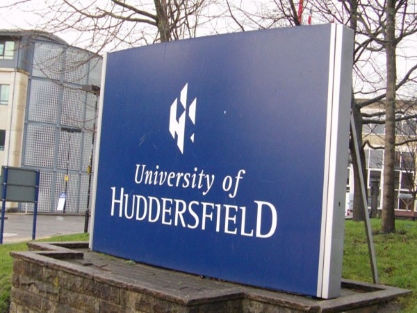 Những điều cần biết khi du học trường đại học Huddersfield