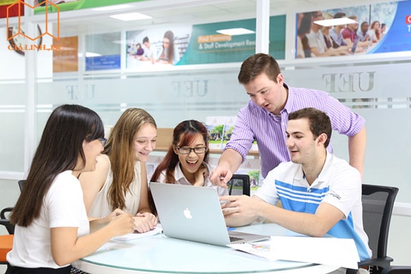 Nhiều lựa chọn sau tốt nghiệp